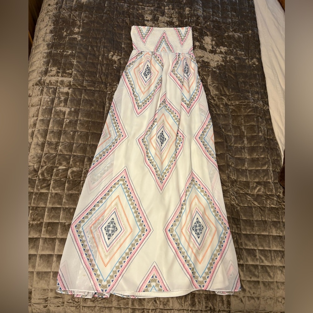 Old Navy Smocked Strapless Maxi Dress – Size XS